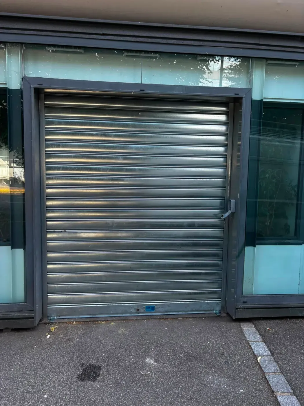 Installation et pose de rideau métallique à Drancy Installation et pose de rideau métallique à Drancy